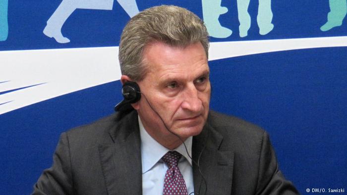 EU Commissioner Oettinger `wouldn`t bet big money on Brexit`